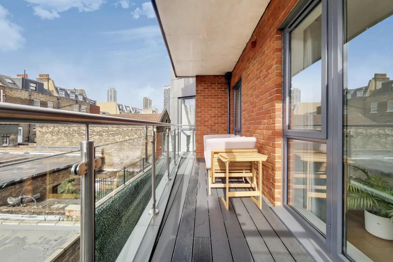 Luxury 2 Bed 2 Bath With Balcony New Build Apartment *South Central London* Esterno foto