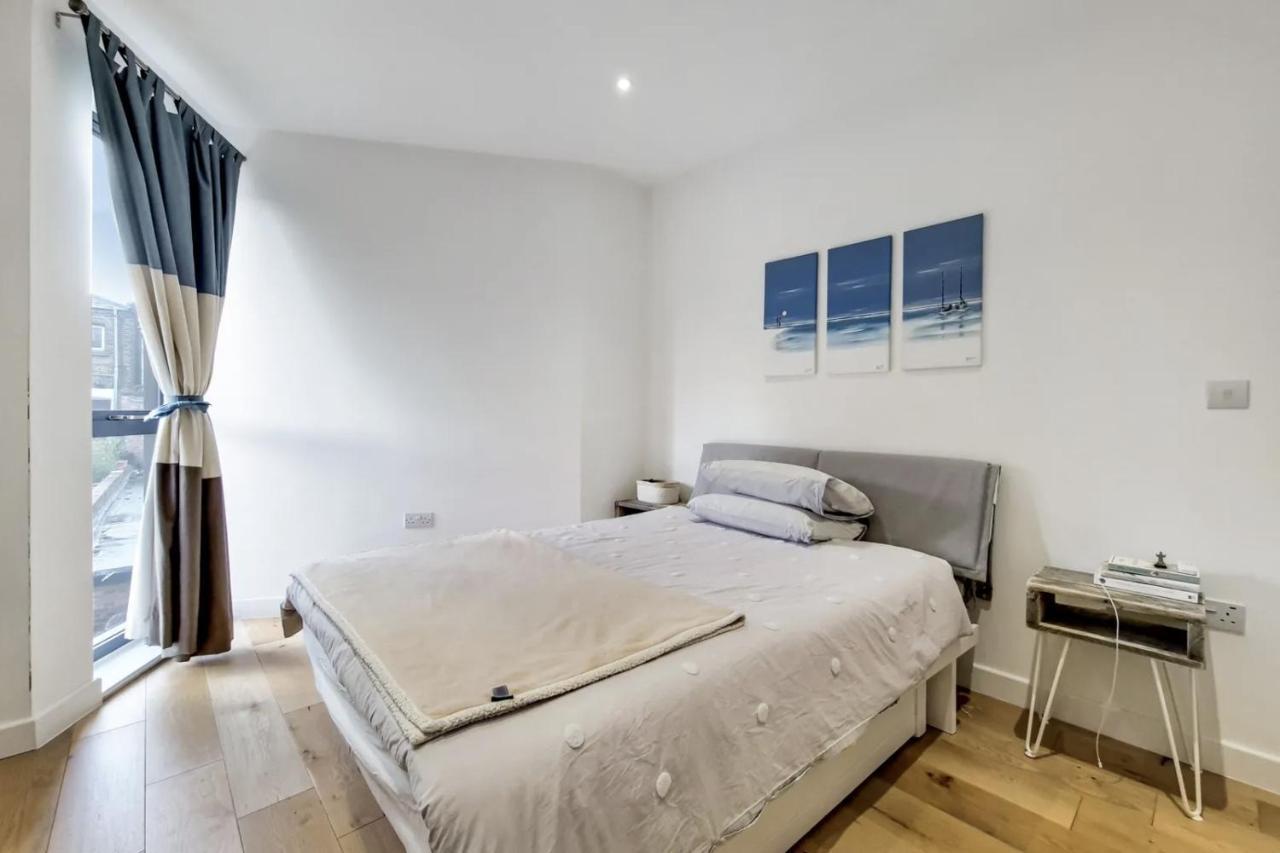 Luxury 2 Bed 2 Bath With Balcony New Build Apartment *South Central London* Esterno foto